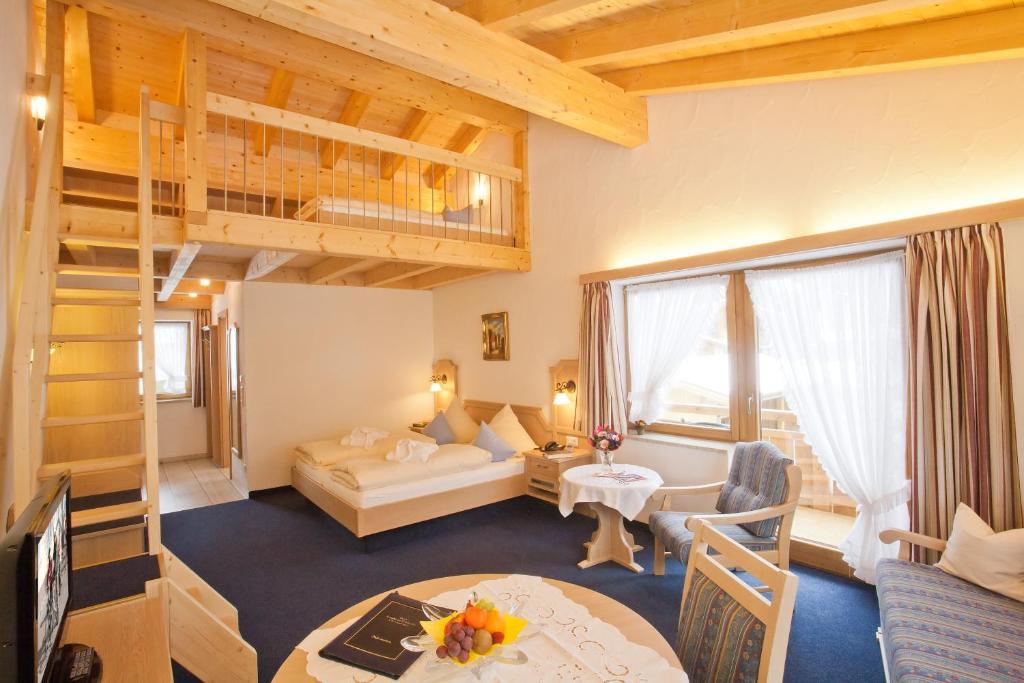 Hotel Landhaus Feldmeier ***S Oberammergau Zimmer foto